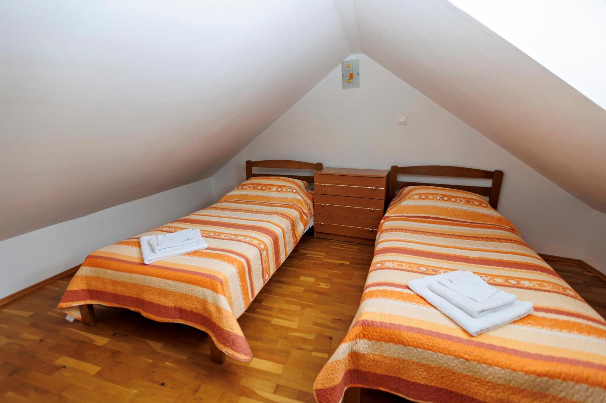 Apartments Baricevic Bol Exterior foto